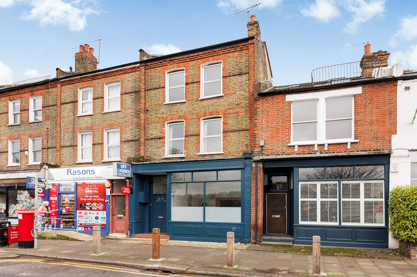 Freehold Ground Floor Flat with Office Space
