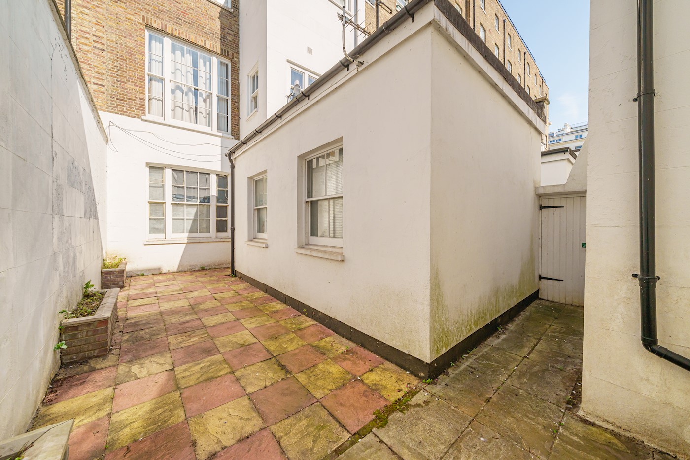122A Westbourne Terrace, London, W2 6QJ