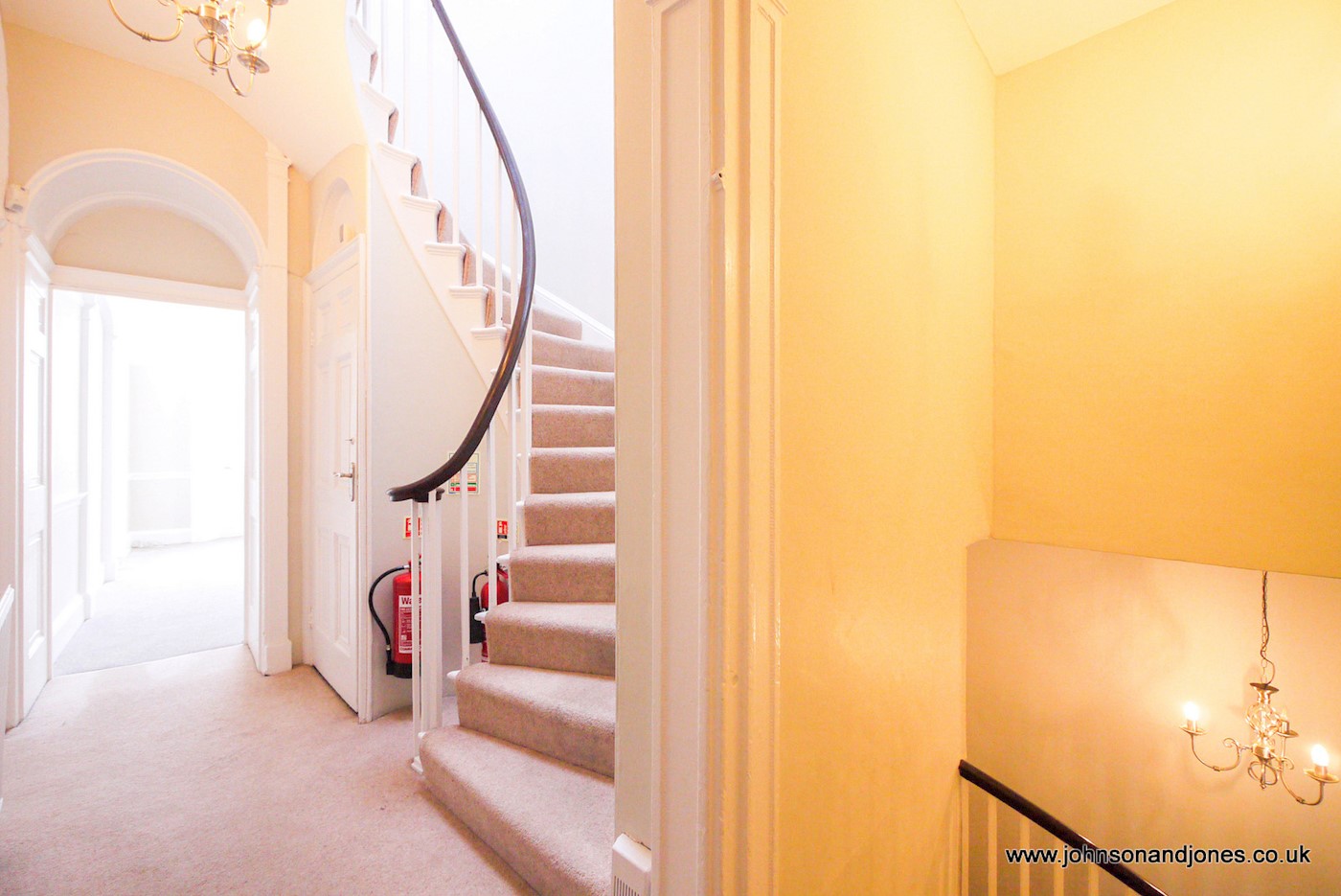 124a Guildford Street, Chertsey, KT16 9AH