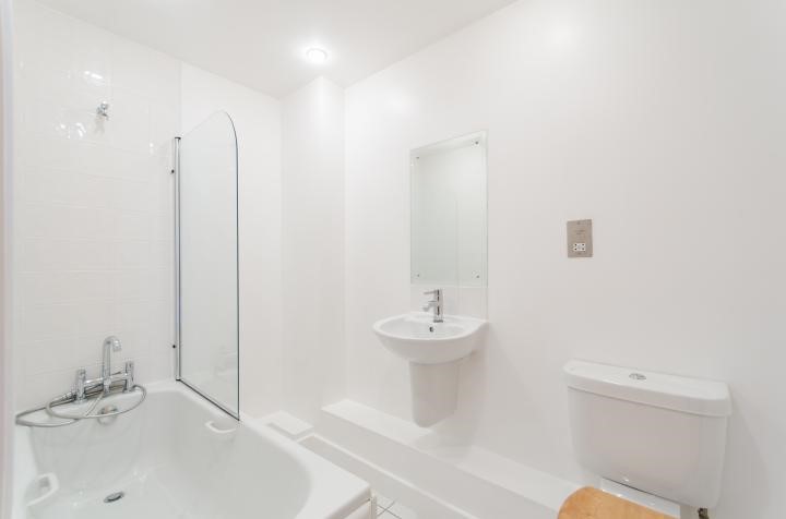 18 Noko Building, 3-6 Banister Road, Kensal Rise, W10 4AR