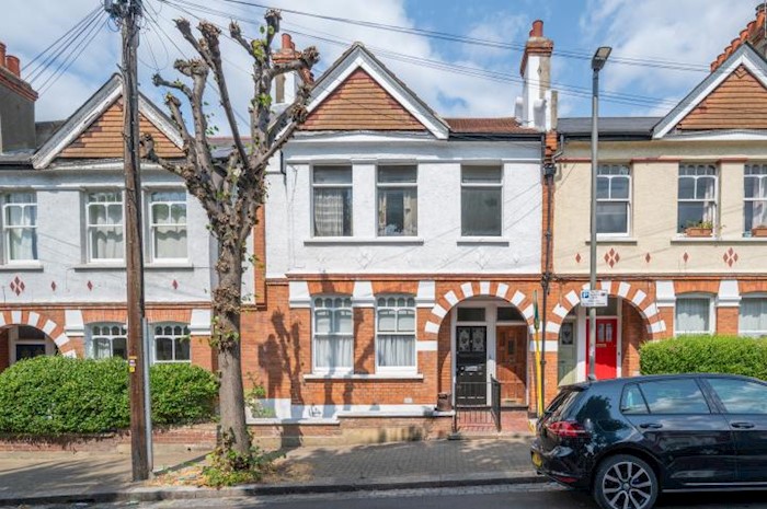 99 Idlecombe Road, London, SW17, United Kingdom