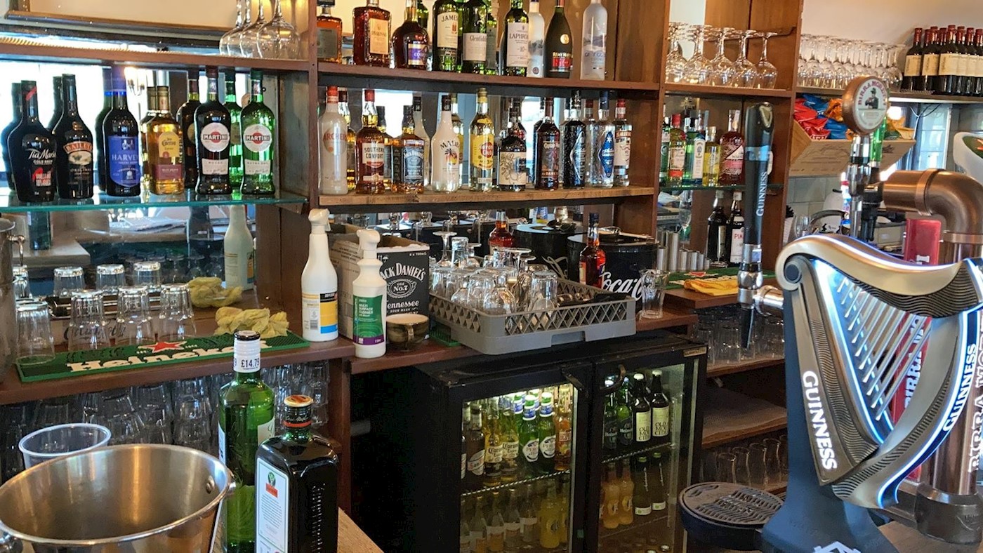 The Three Crowns, Wisborough Green, RH14 0DX