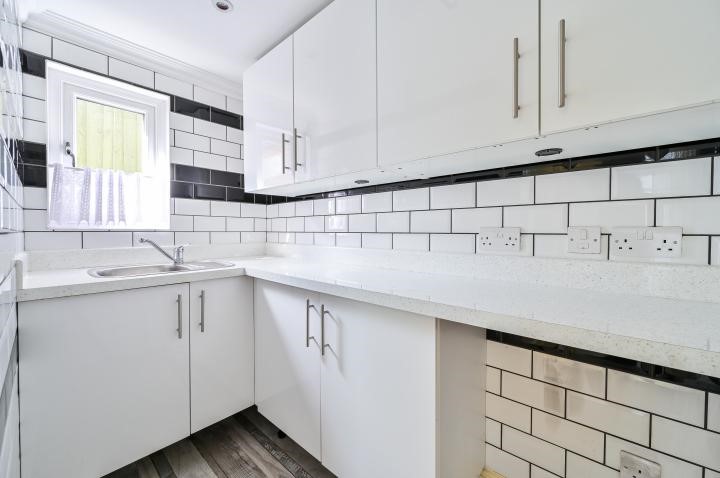 26 Credon Road, London, SE16