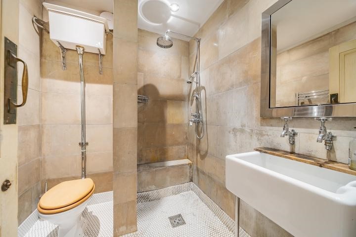 Lillie Road, London, SW6