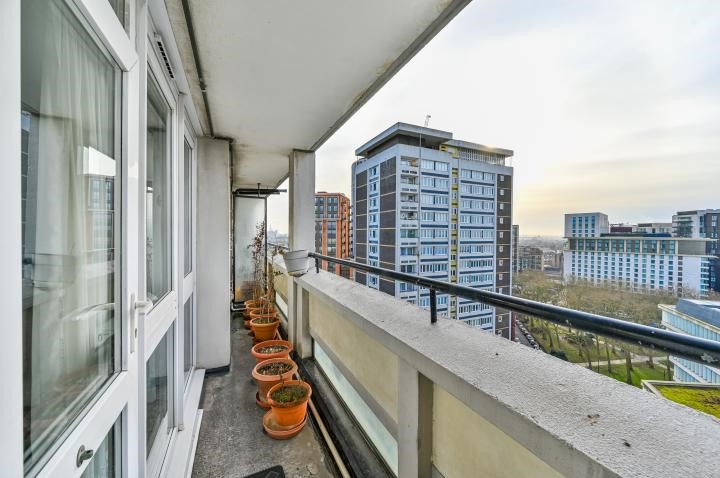 Braithwaite Tower, Hall Place, London, W2