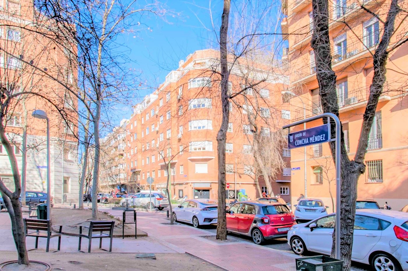 Calle Fernandez de la Hoz, Madrid 1/22