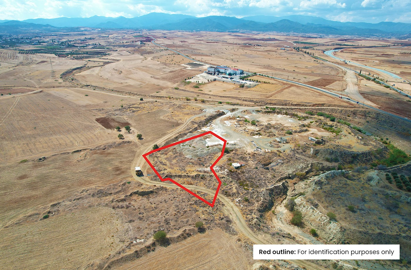 Agricultural Field in Astromeritis, Paphos 1/3