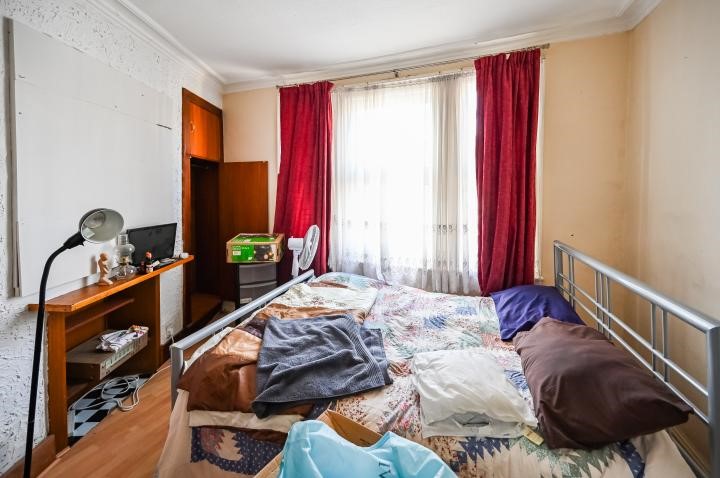 19 Edinburgh Road, London, E17