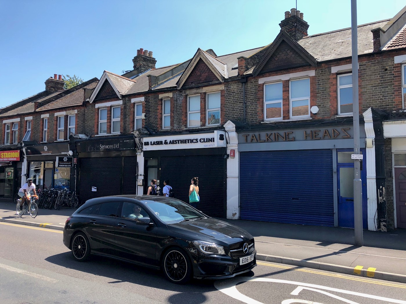 396 Forest Road, Walthamstow, E17 5JF 1/4