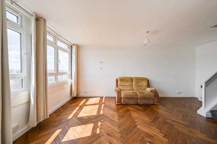 Kelson House, Stewart Street, London, E14