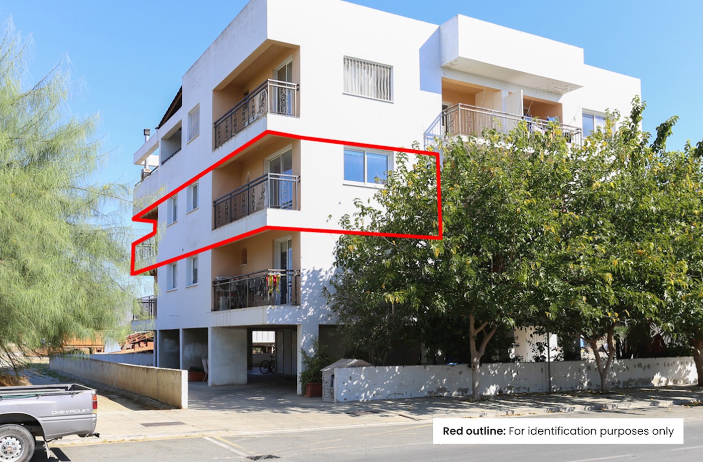Two-bedroom apartment in Kaimakli (parish), Nicosia 1/17