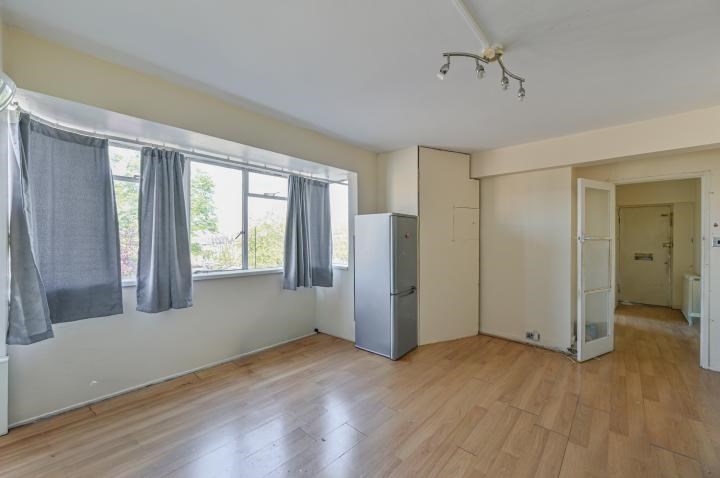 One Bedroom Flat in Prime Location