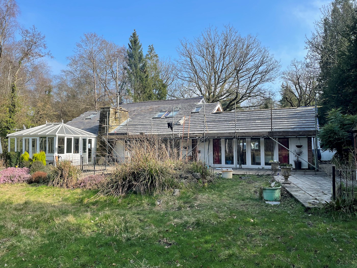 Detached 4/5 Bedroom House with Redevelopment Potential