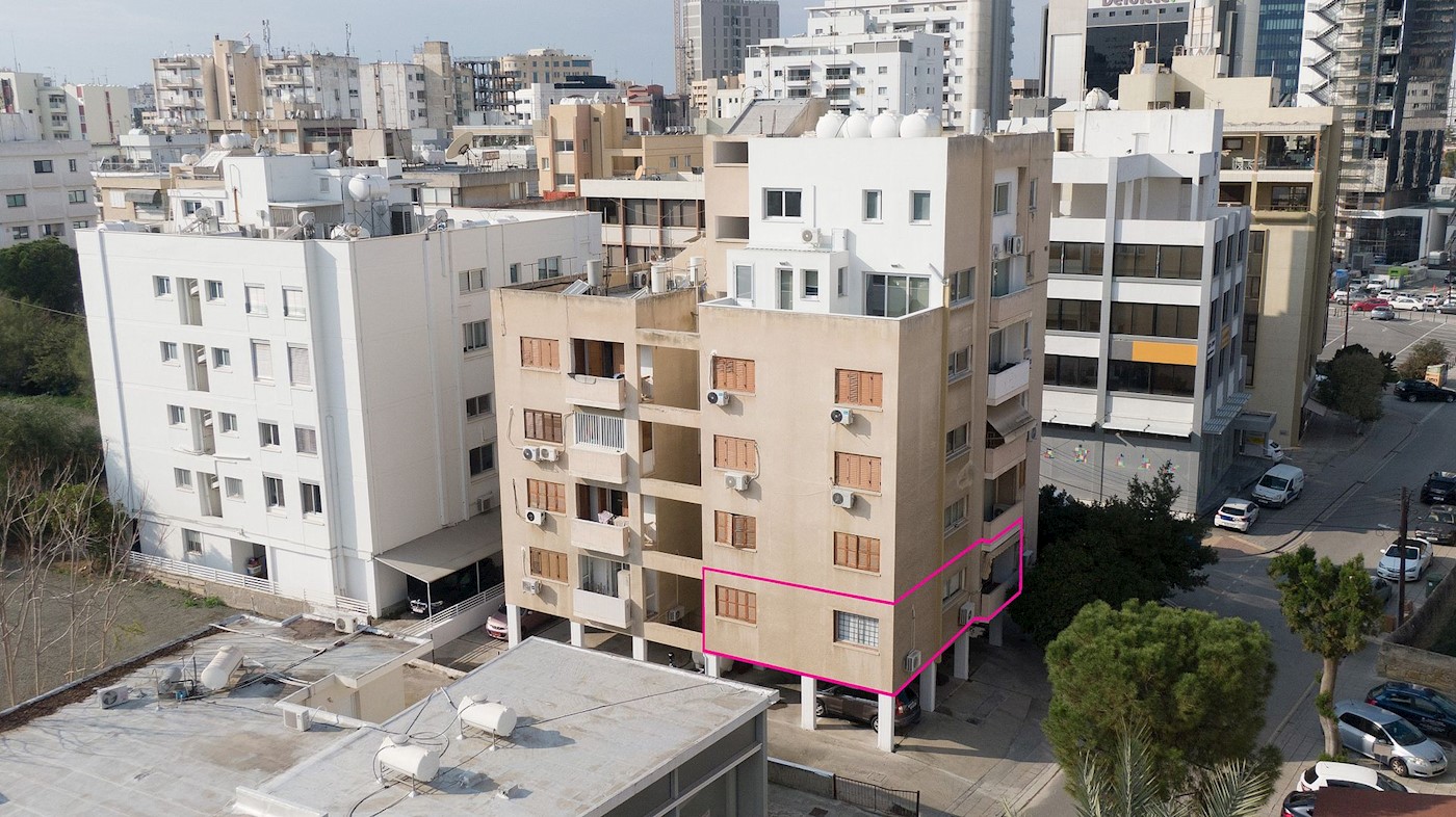 Two bedroom apartment in Agioi Omologites, Nicosia 1/3