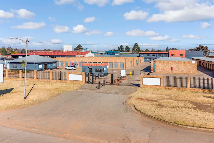 Storage/Light Industrial Facility in Duncanville, Vereeniging, South Africa