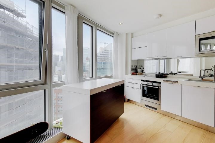 Fairmont Avenue, London, E14