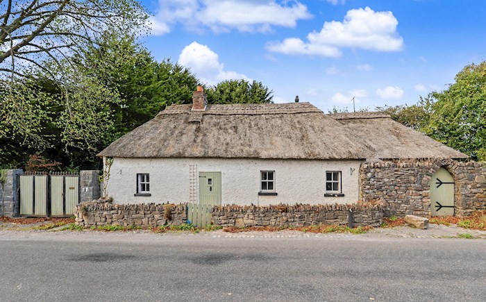 Thatch Cottage, Riverstown, Rathfeigh, Ardcath, Co. Meath, Ireland