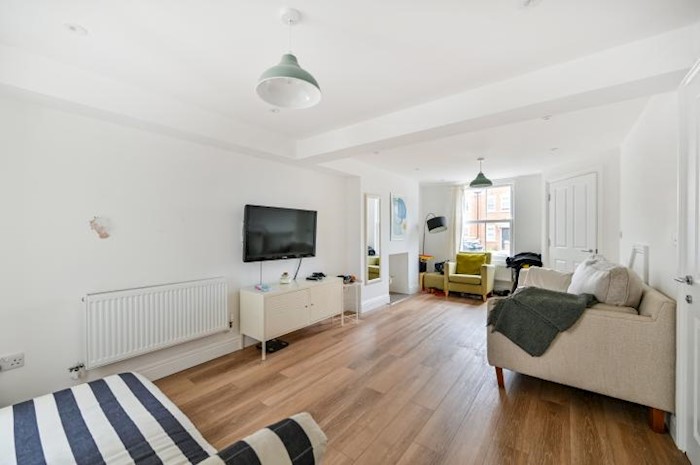 Cleveland Road, New Malden, Surrey, KT3, United Kingdom