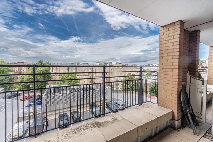 Point West, Cromwell Road, London, SW7