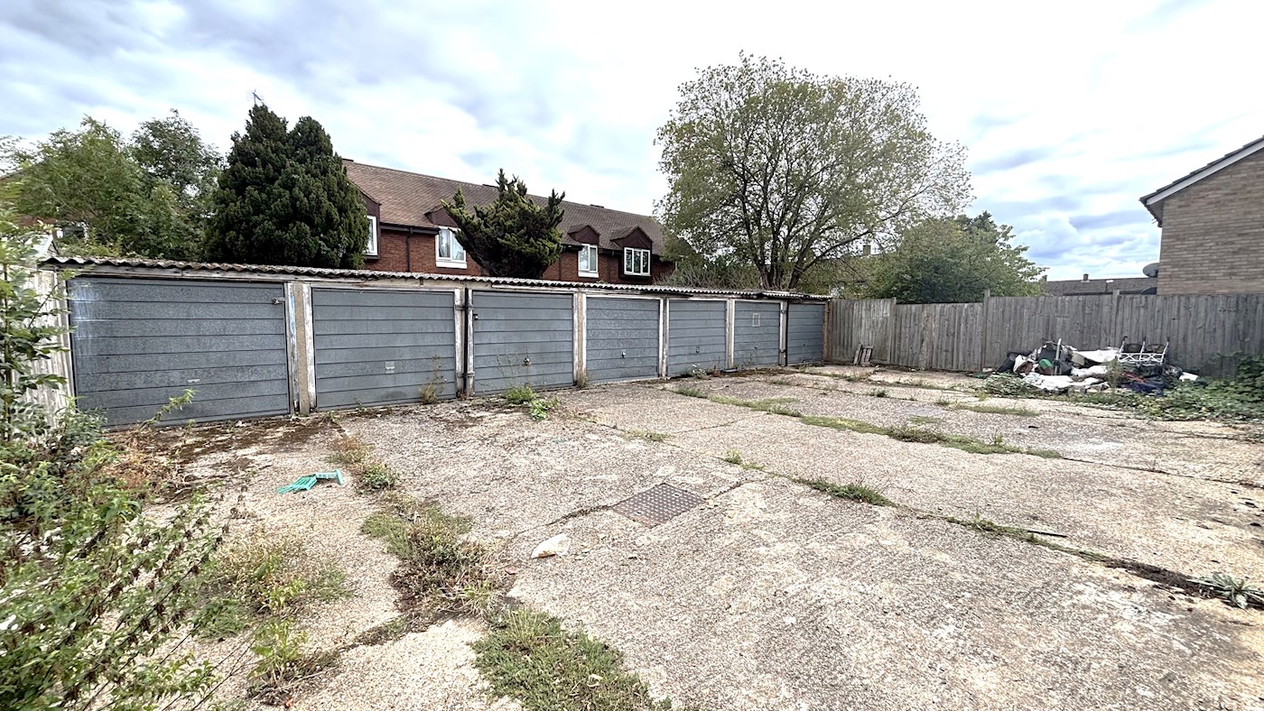 Garages at Marescroft Road