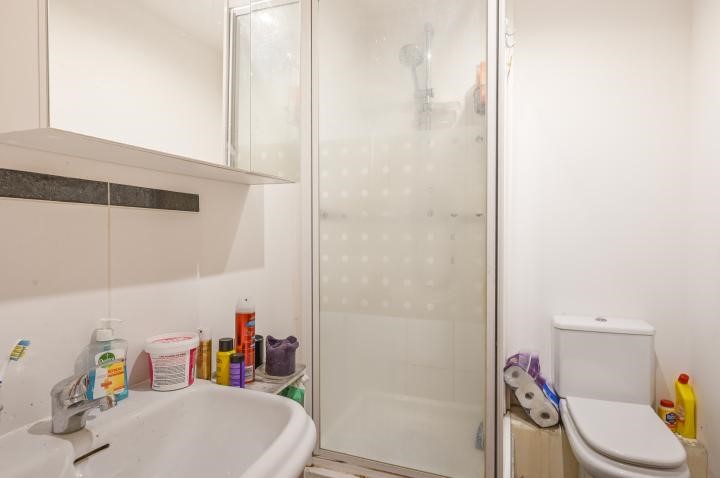 Wards Wharf Approach, London, E16