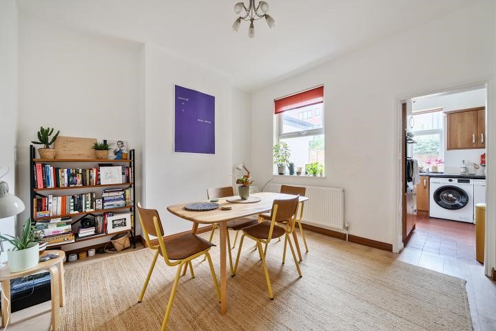 Wrexham Road, London, E3