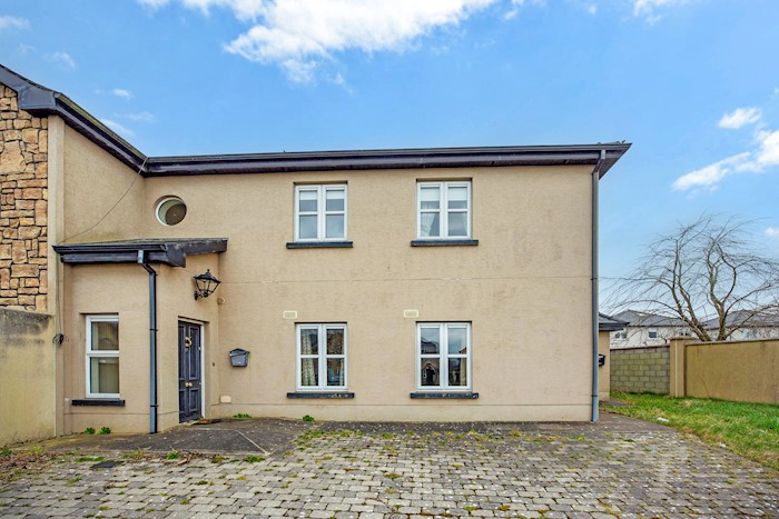 15 Cois Teampaill, Newcastle West, Co. Limerick, Ireland