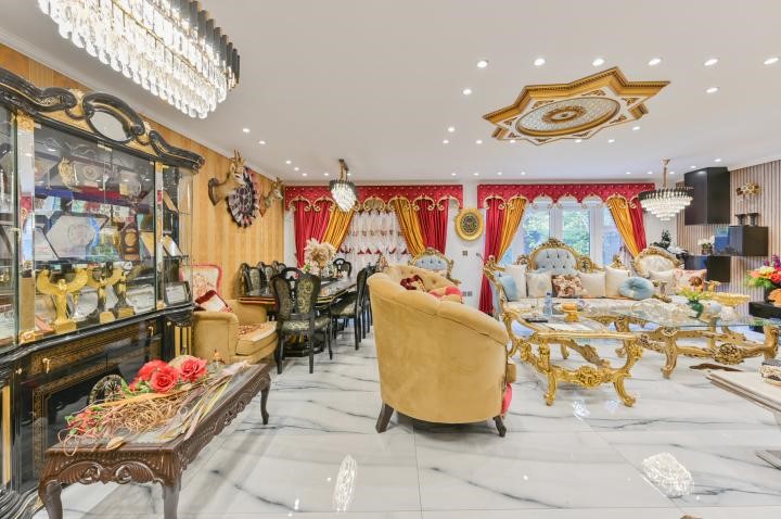 1 Cherry Garth, Brentford, TW8