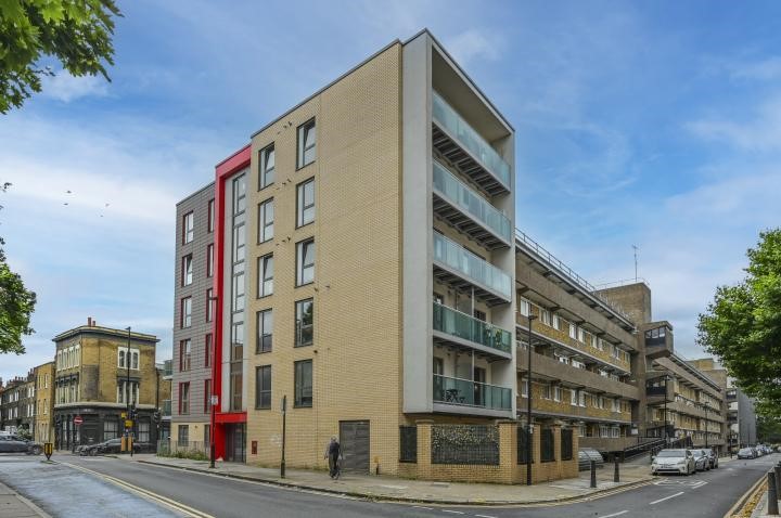 Caxton Apartments, Cable Street, London, E1 1/10