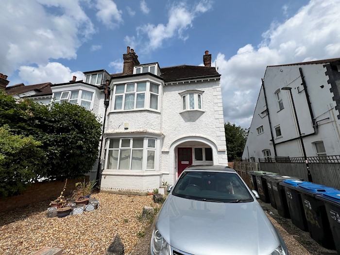 63b Norbury Crescent, London SW16 4JS, United Kingdom