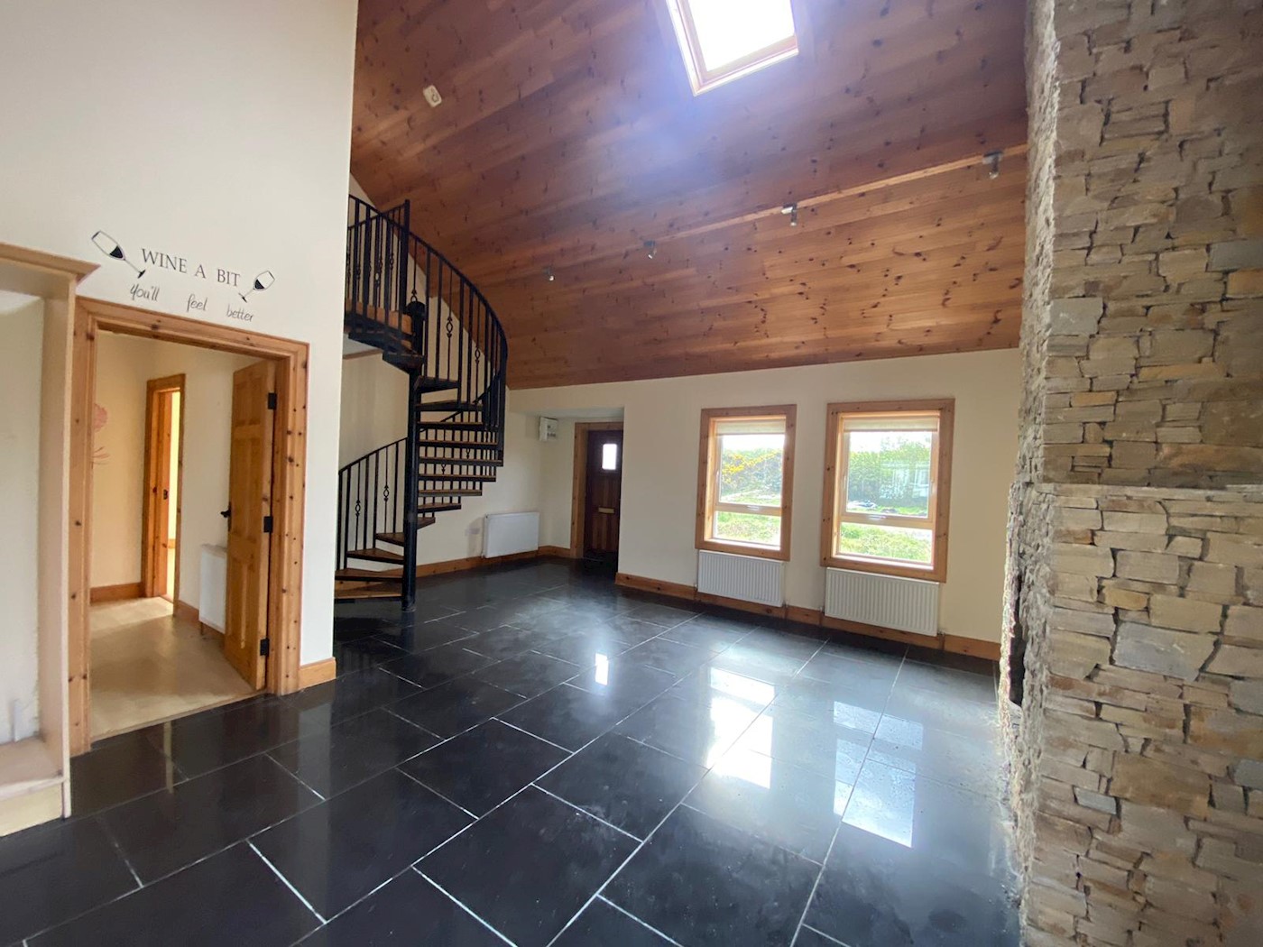 2 Roshine, Kentucky Road, Burtonport image 4