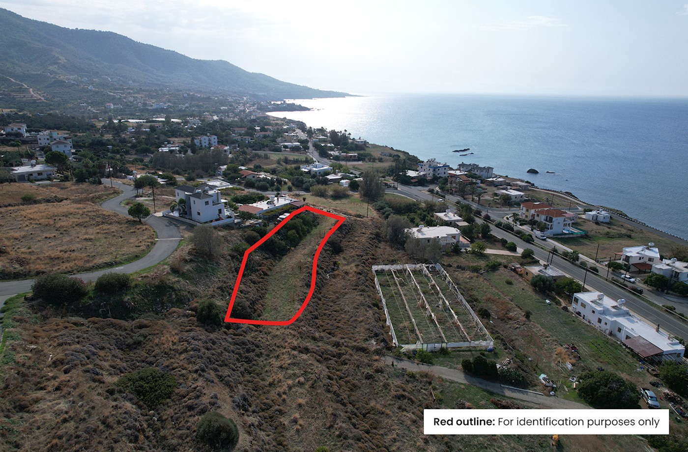 Residential field in Pomos, Paphos 1/3