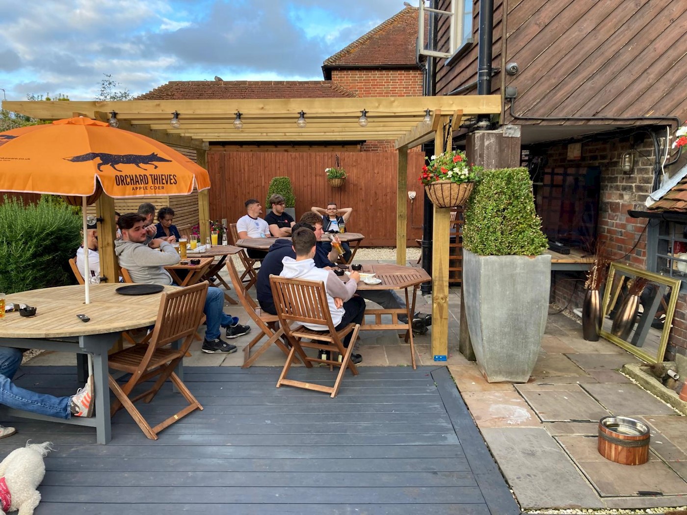 The Three Crowns, Wisborough Green, RH14 0DX