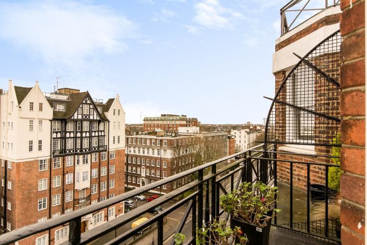 66 Neville Court, 8 Abbey Road, London, NW8