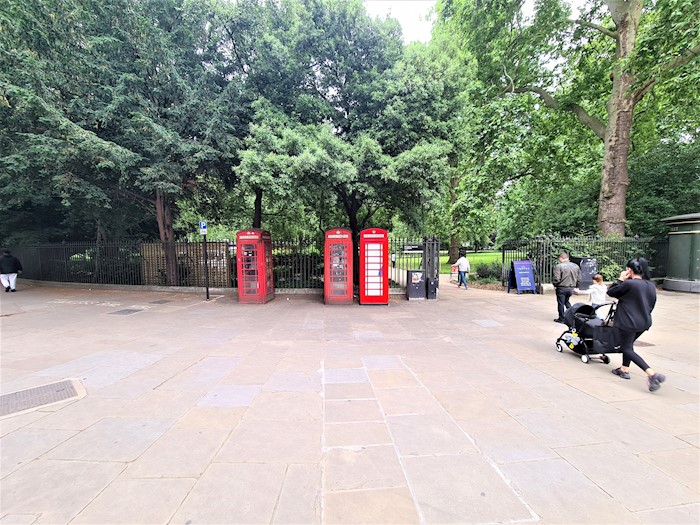 Telephone Kiosk, North Russell Square/Woburn Place, London, WC1, Reino Unido