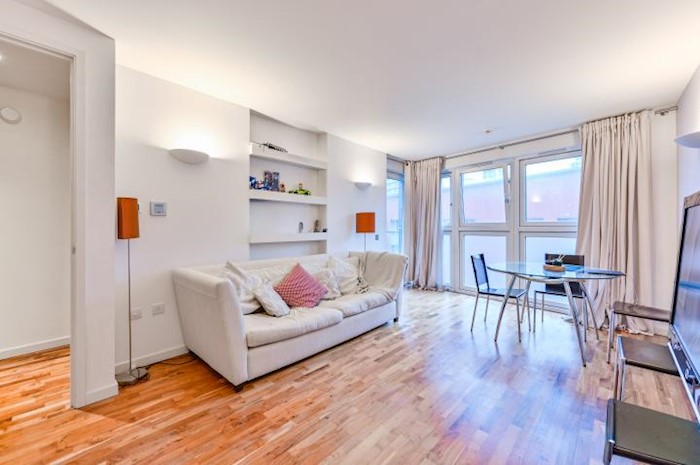 New Providence Wharf, Fairmont Avenue, London, E14, United Kingdom