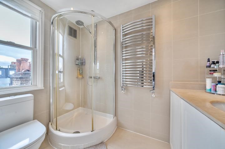 Gowan Avenue, London, SW6