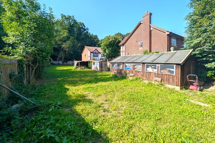 Land r/of 21 Wood Lane End, Hemel Hempstead, Hertfordshire HP2 4RA, Ηνωμένο Βασίλειο