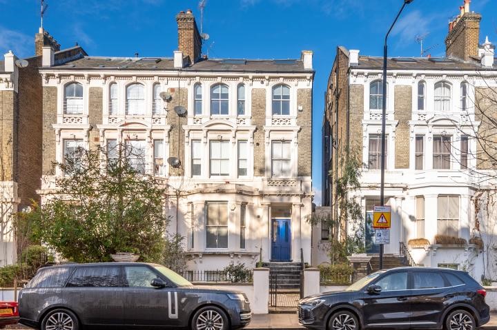 Charming Studio Flat in North Kensington