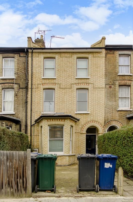 Flat 1, 12 Lichfield Road, Cricklewood, NW2 2RE 1/11