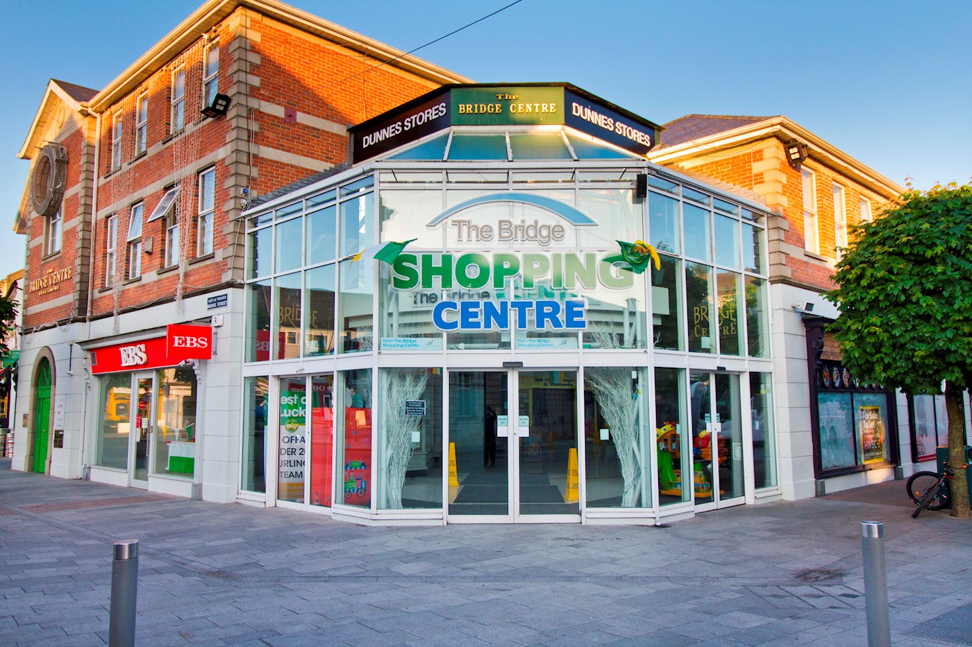Units 5, 10 & 17 The Bridge Centre, Tullamore, Co. Offaly 1/32
