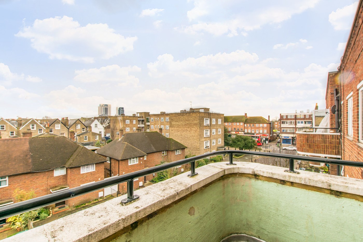 Charming Three Bedroom Flat