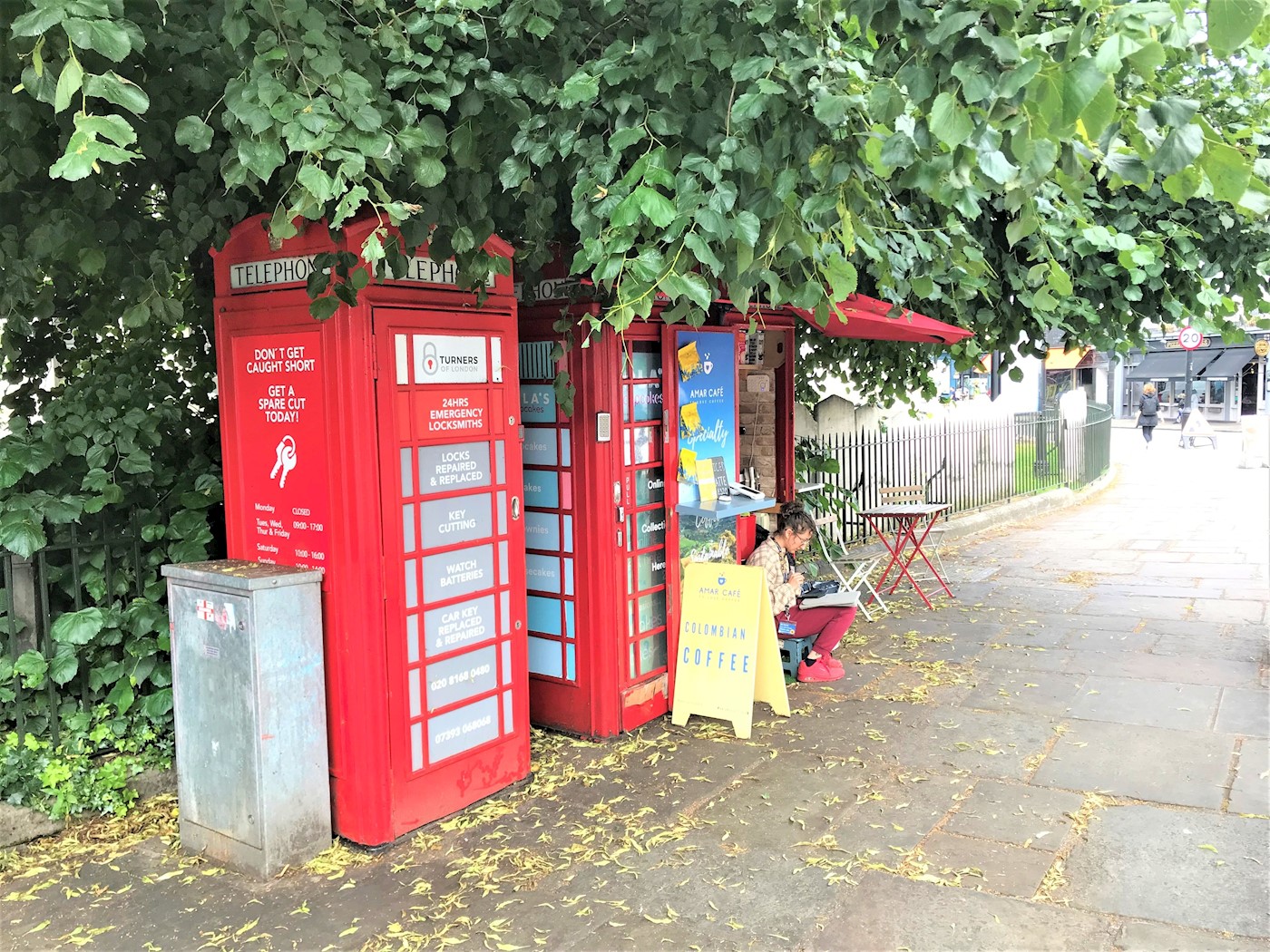 Telephone Kiosk 2 (M), o/s the Mitre Hotel, Greenwich High Road, Greenwich, SE10 8NA 1/6