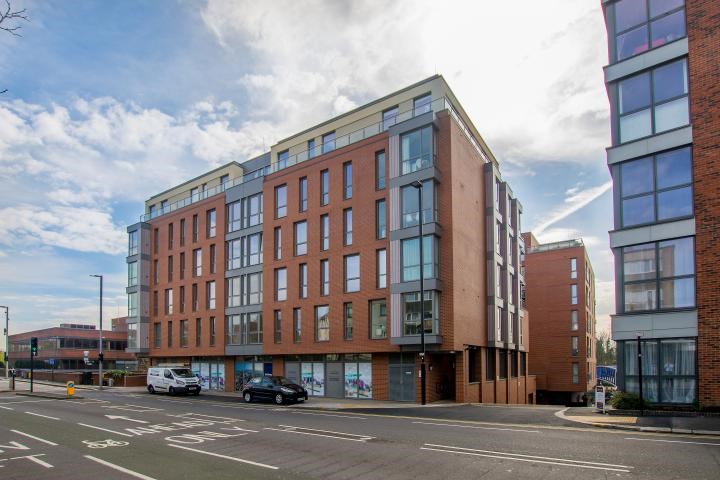 Stunning One Bedroom Apartment