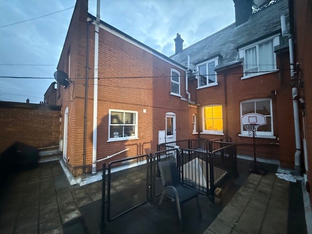 33 Albert Walk, Felixstowe, Suffolk, IP11 7AS, United Kingdom