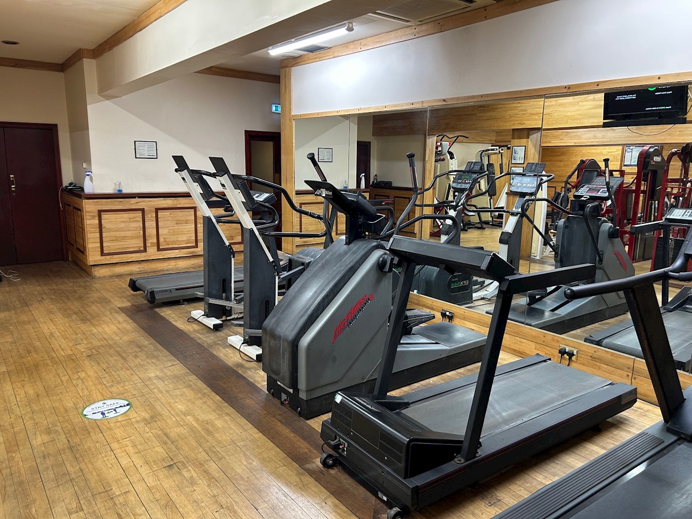 Bell & Spa Hotel, 46 Market Place, Driffield, YO25 6AN