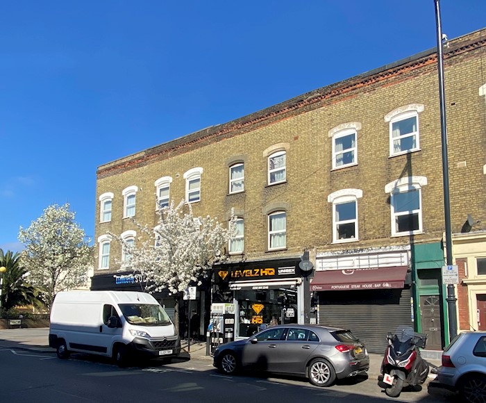 Flat A, 29 Station Road, London, NW10 4UP, United Kingdom