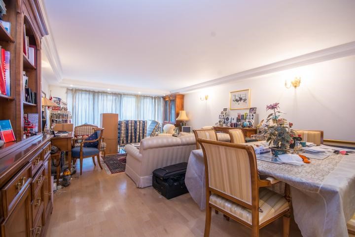 Regents Park House, Park Road, London