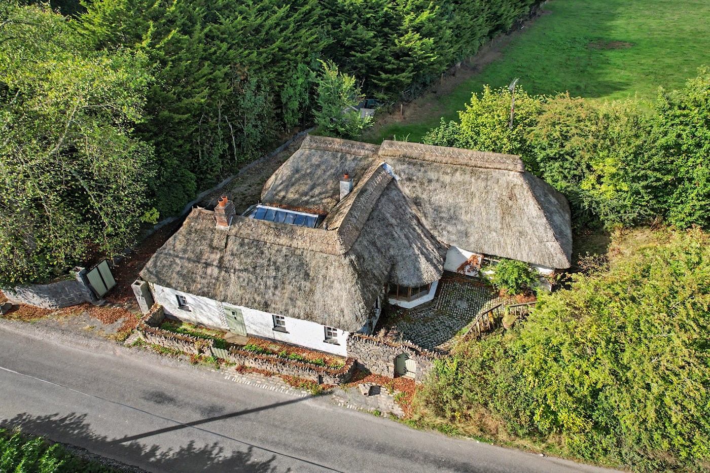 Thatch Cottage, Riverstown, Rathfeigh image 2