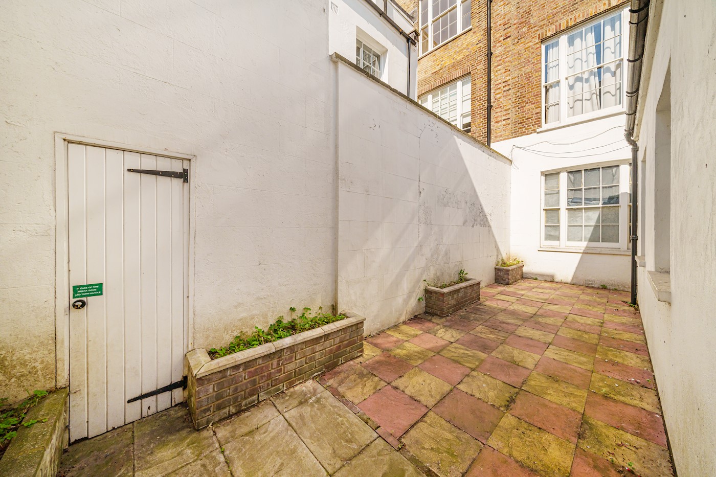 122A Westbourne Terrace, London, W2 6QJ